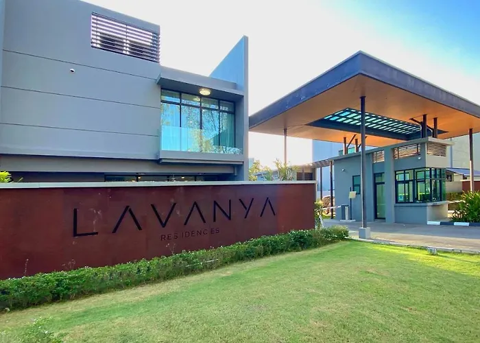 Lavanya Private Pool Villa Residence 2 Floors @ Pantai Cenang.