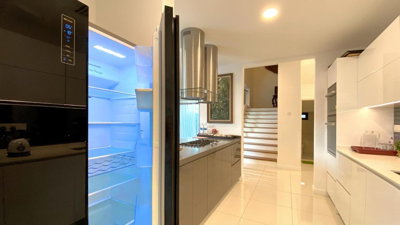 Lavanya Private Pool 2 Floors @ Pantai Cenang. Villa *